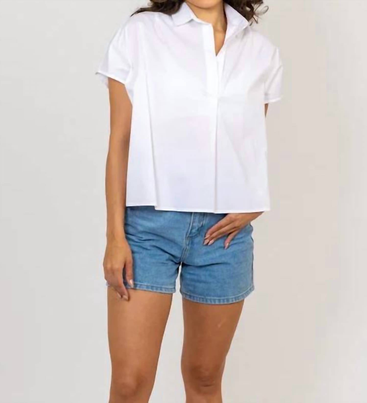 Karlie - Poplin Collar V-neck Top