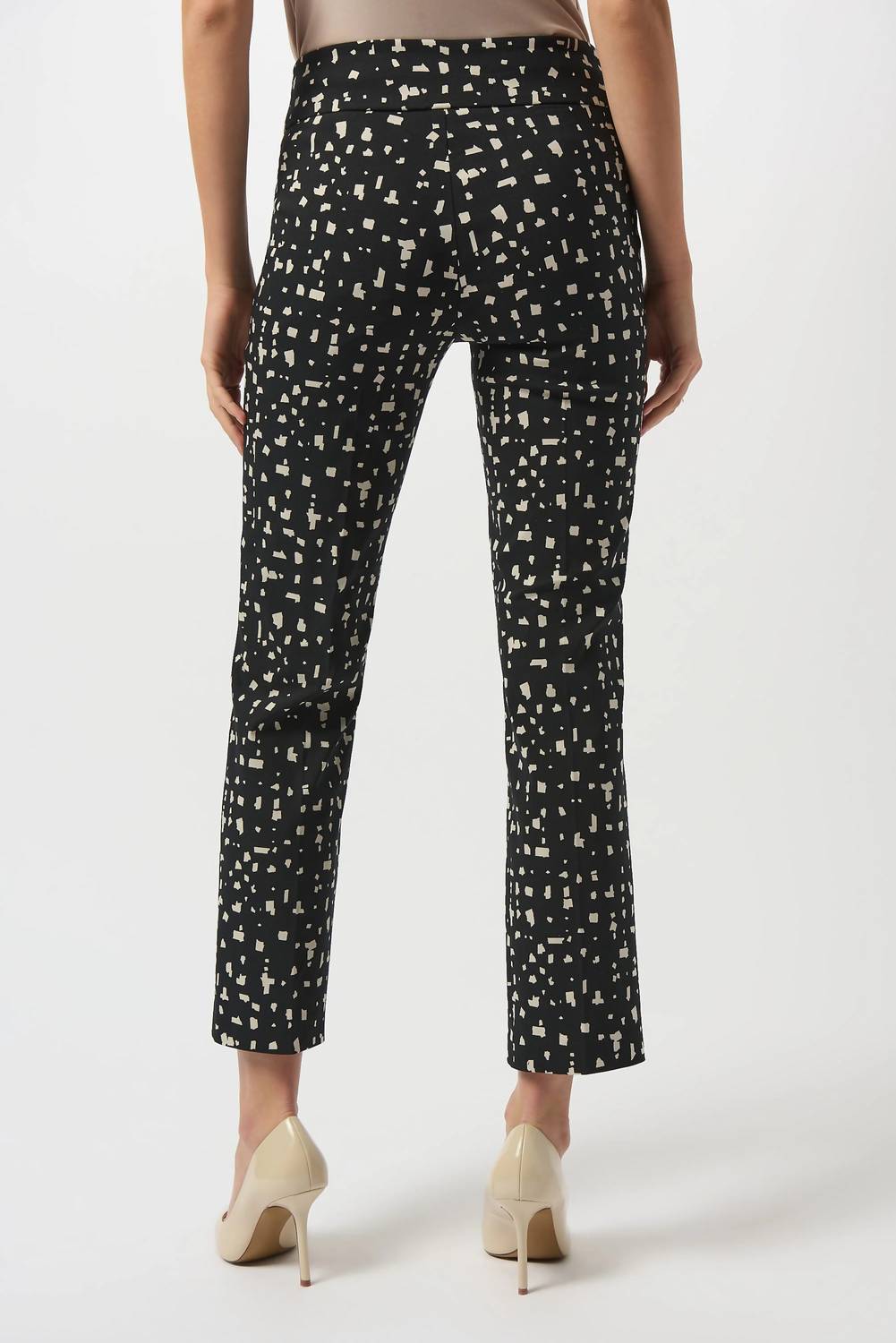 Joseph Ribkoff - Abstract Print Slim Ankle Pants