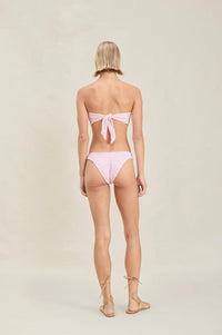 Devon Windsor - Camden Bottom