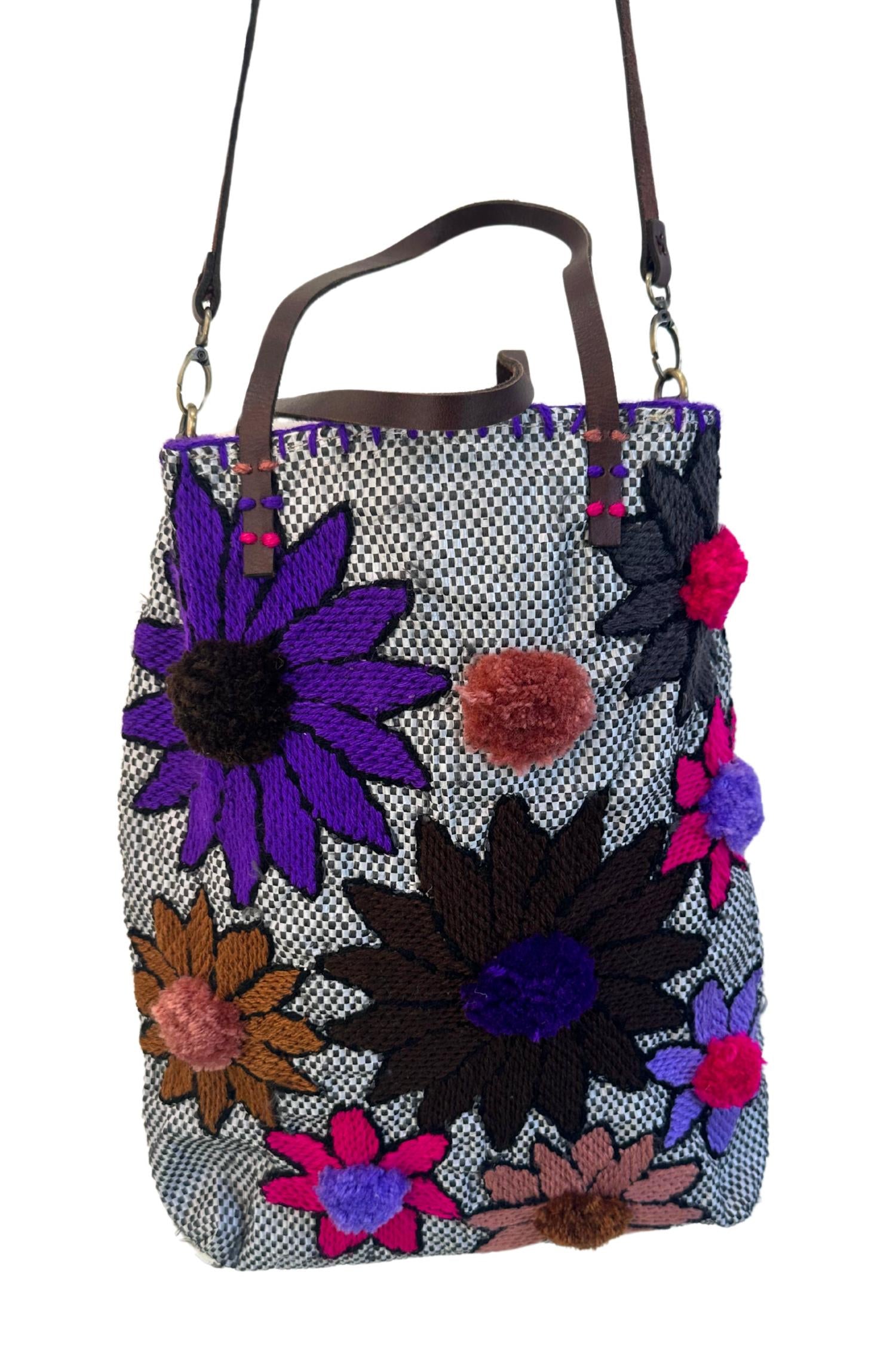 En Shalla - Women's Flower Appliqués Crossbody Bag
