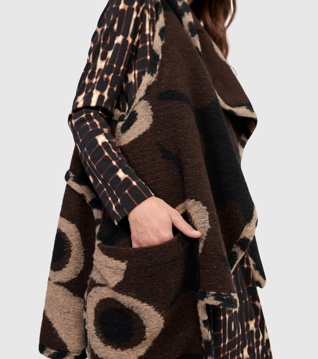 Alembika - Piped Cozy Draped Vest