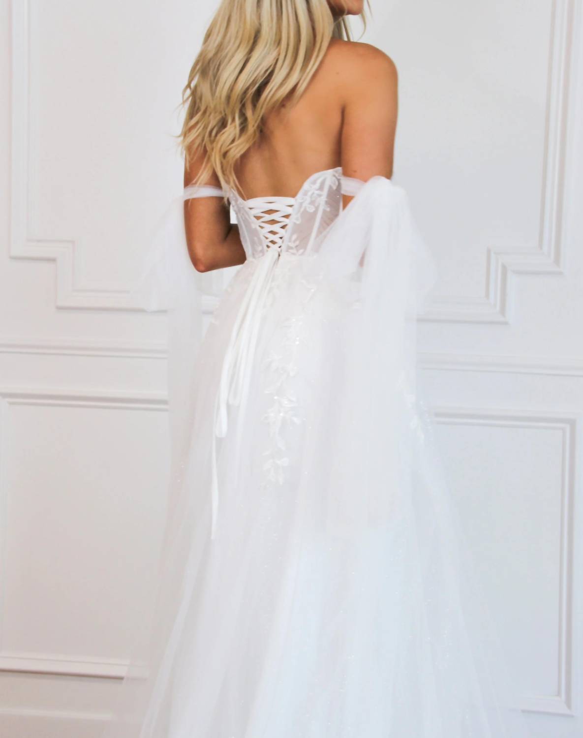 Cinderella Divine - Reina Bustier Tulle Slit Wedding Dress
