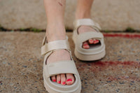 Ugg - Women's Goldenglow Sandal