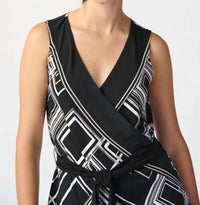 Joseph Ribkoff - GEOMETRIC PRINT WRAP TOP