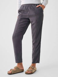 Faherty Arlie Pant in faded black - women's pants
