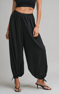 Mint Exclusives - Women's Balloon Pants