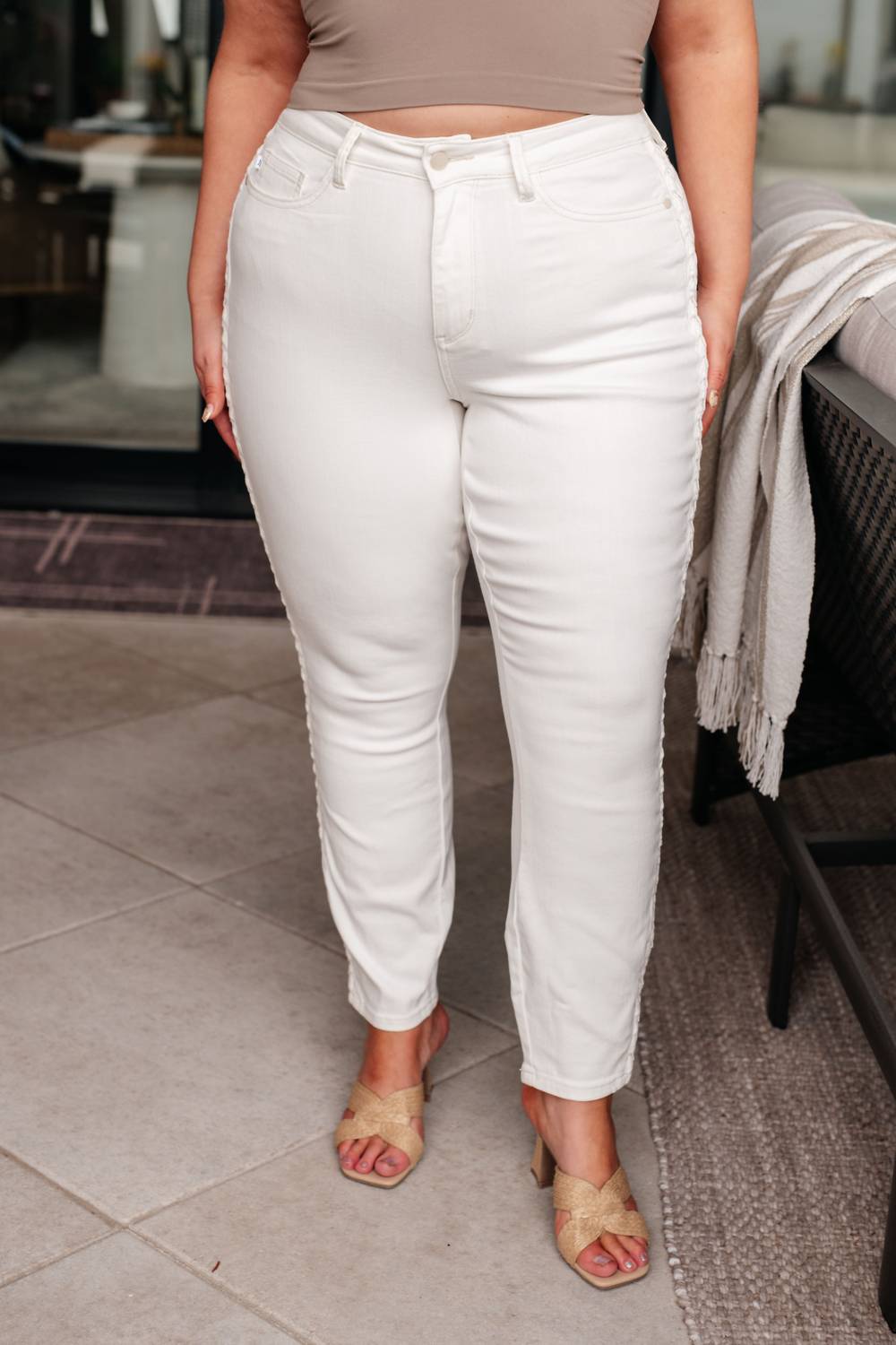 Judy Blue - Mid Rise Braided Side Seam Relaxed Jean