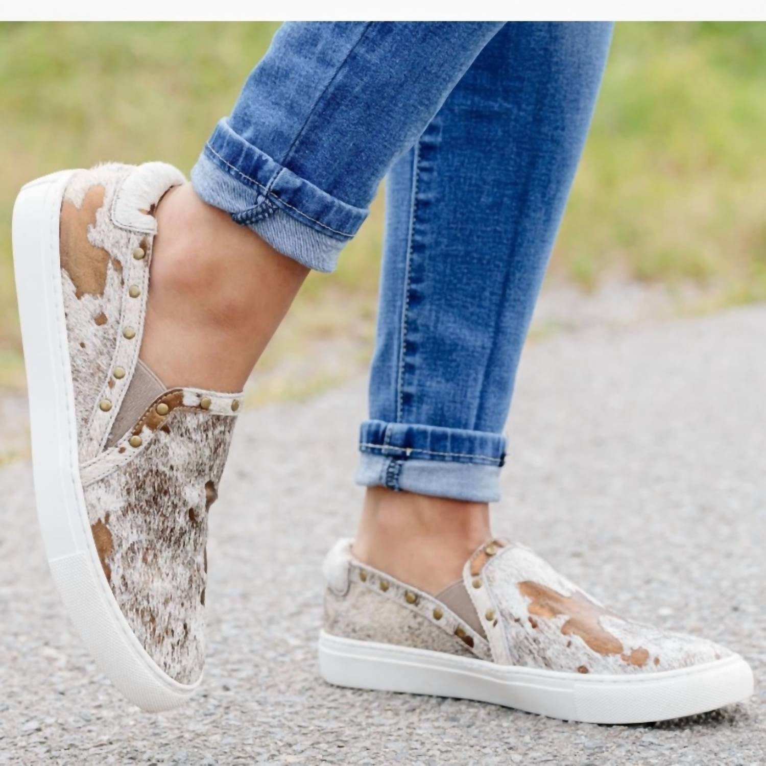 CHOCOLAT BLU Women's Noella Slip-on Sneaker in gold calf hair - women's sneaker