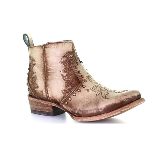 Corral - Women's Embroidered & Stud Round Toe Short Boot