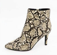Shoe La La - Women's Kitten Heel Bootie