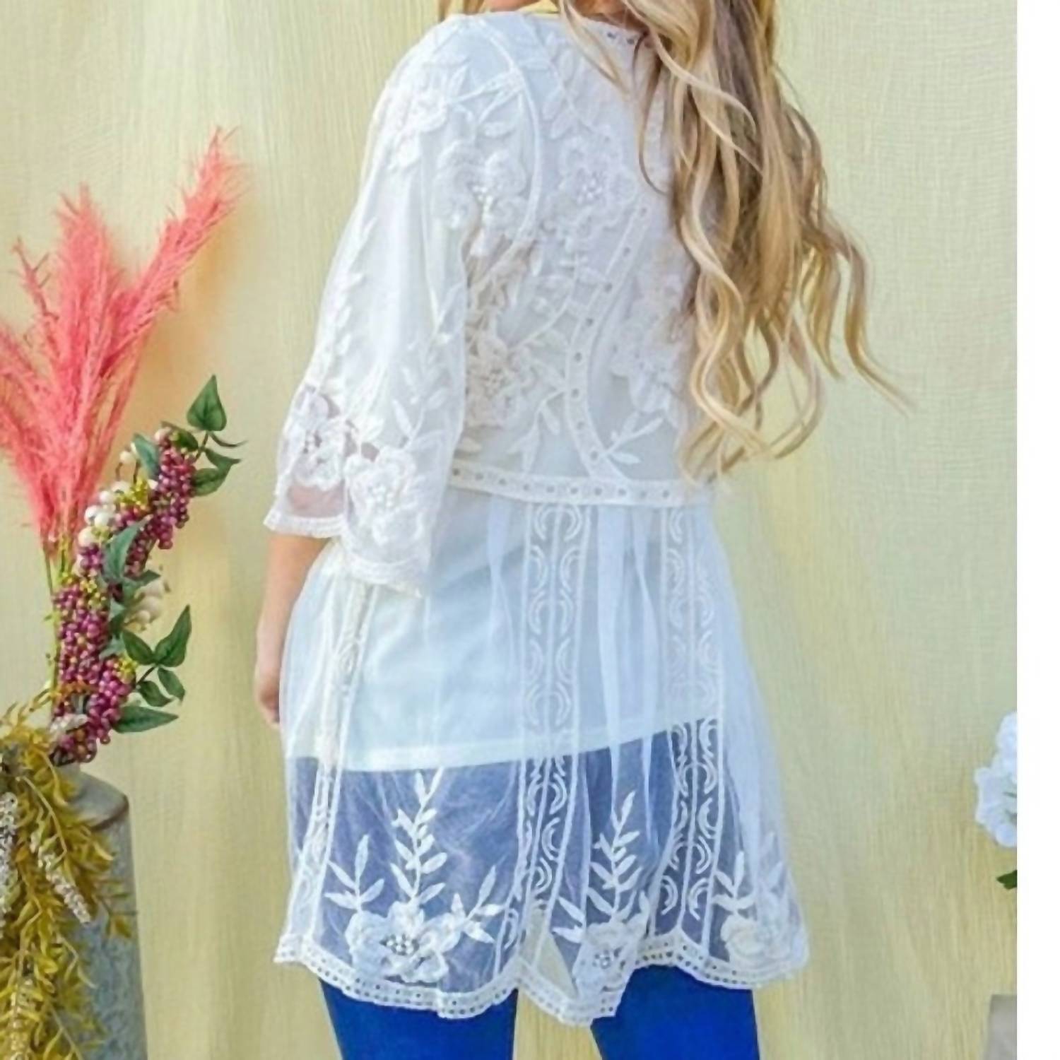 And The Why - Boho Floral Embroidered Mesh Tunic Top With Lining