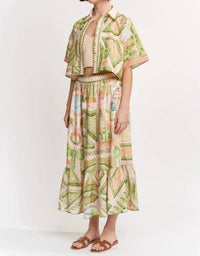 En Saison - Sariyah Boxy Button Fornt Top