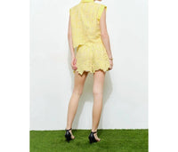 Ina Fashion - Romantic Floral Lace Back Zipper Short