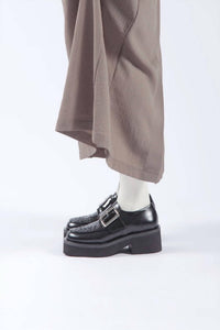 All Black - Women's Woven Solid Luggs Shoes