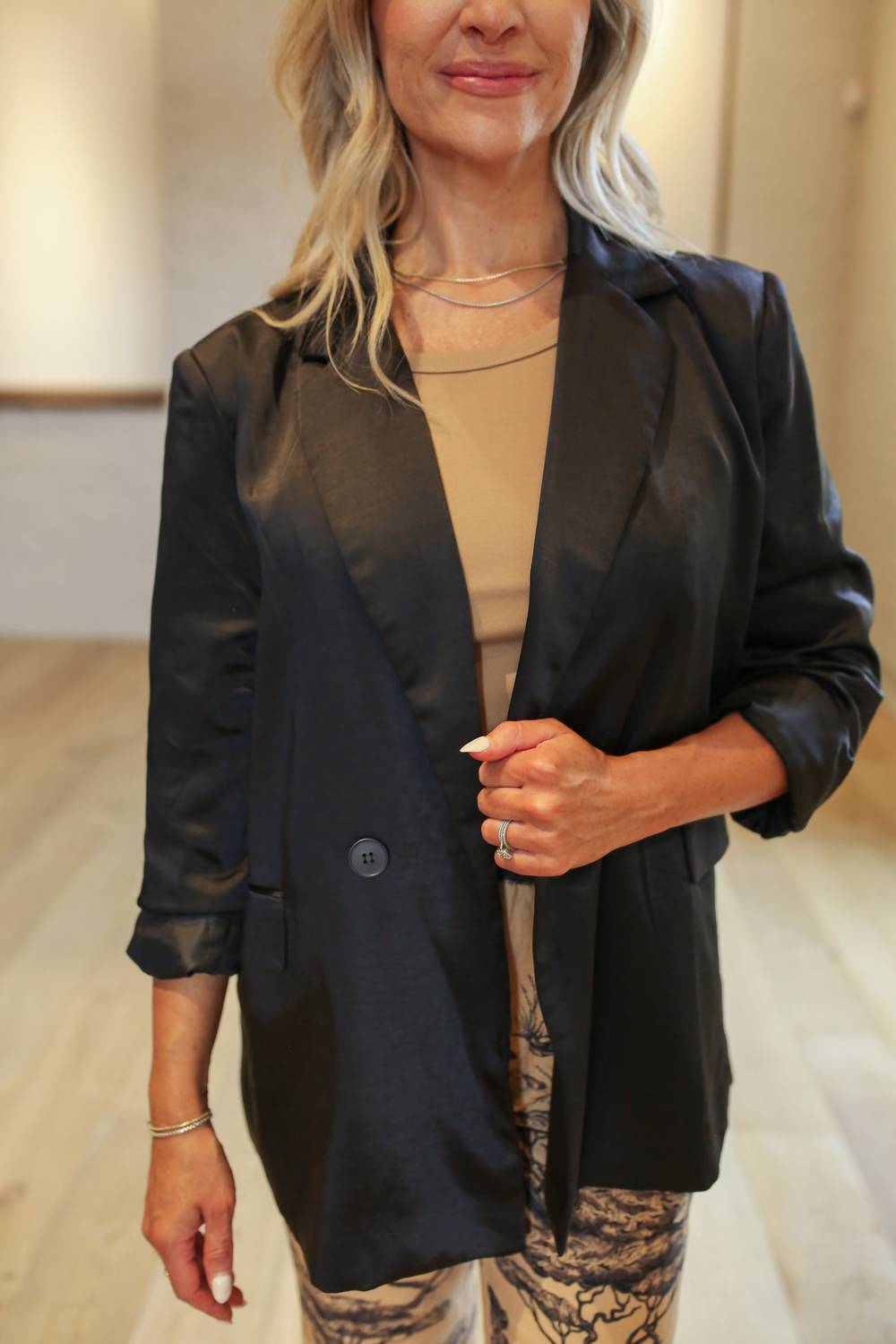 Buru - Satin Button Blazer