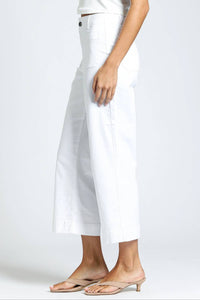 Apny - Women's Cropped Wide Leg Pant With Patch Pockets