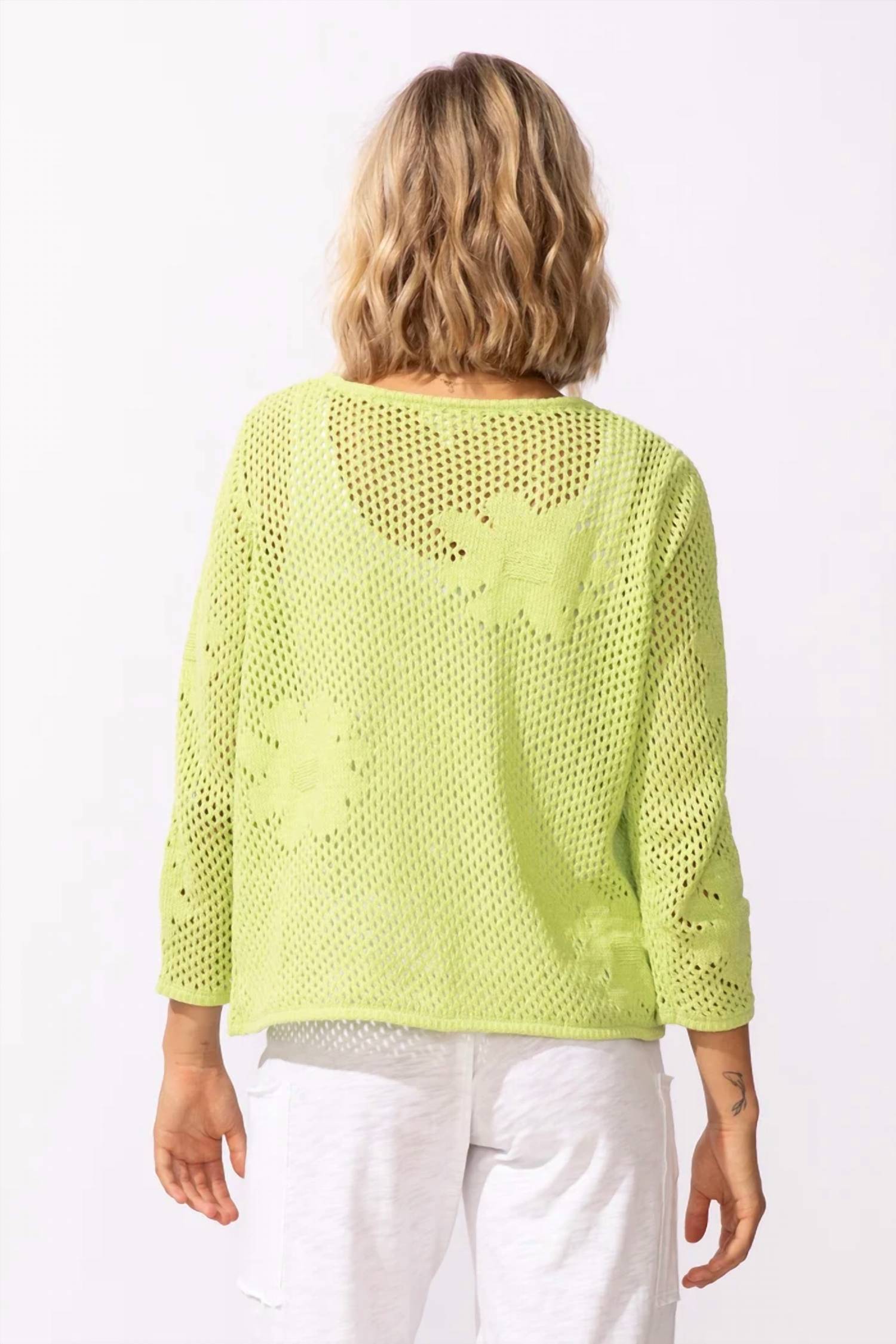 Escape - Floral Crochet Easy Pullover Sweater