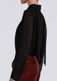 VALENTINE NECK TIE BLOUSE