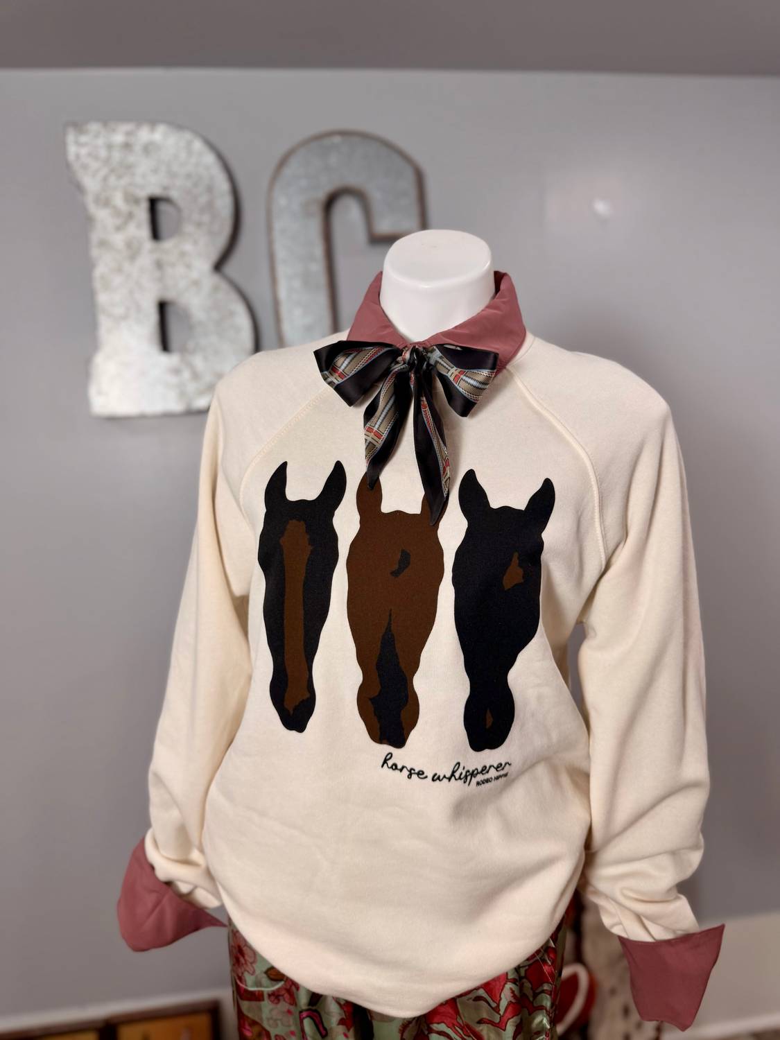 Rodeo Hippie Women's Horse Whisperer Sweatshirt in natural - women's top