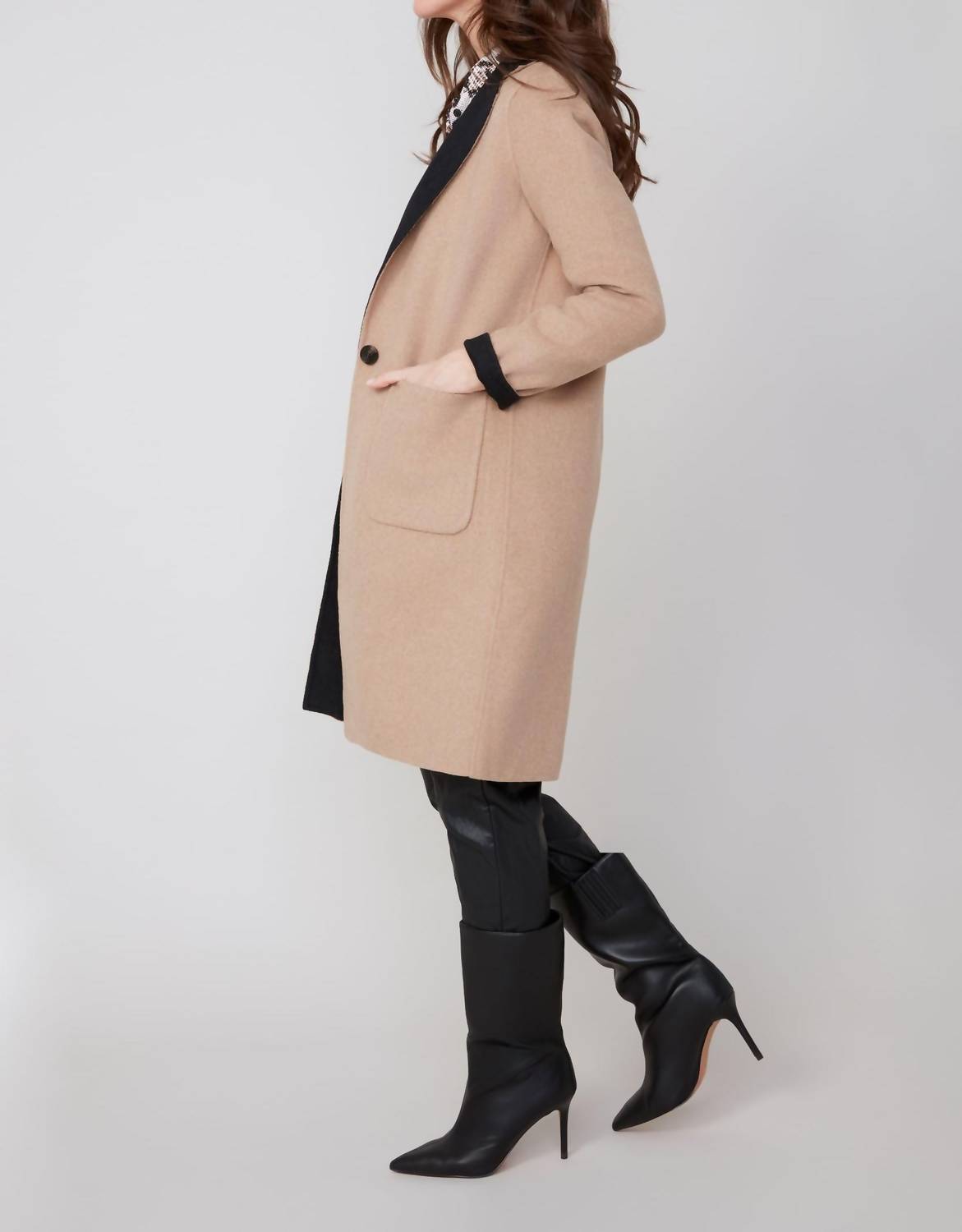 Renuar Just Hanging Around Reversible Jacket in tan black - women's jacket - alternate view