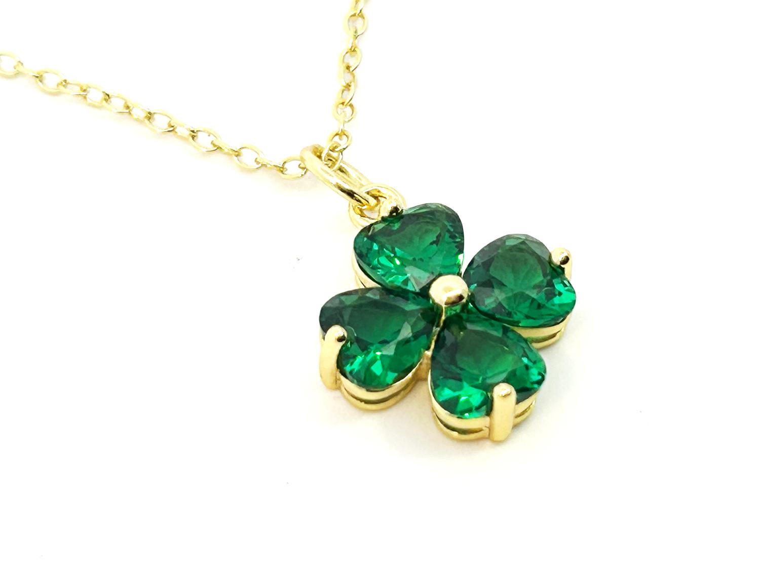 Starlette The Clover Necklace in green - women's jewelry