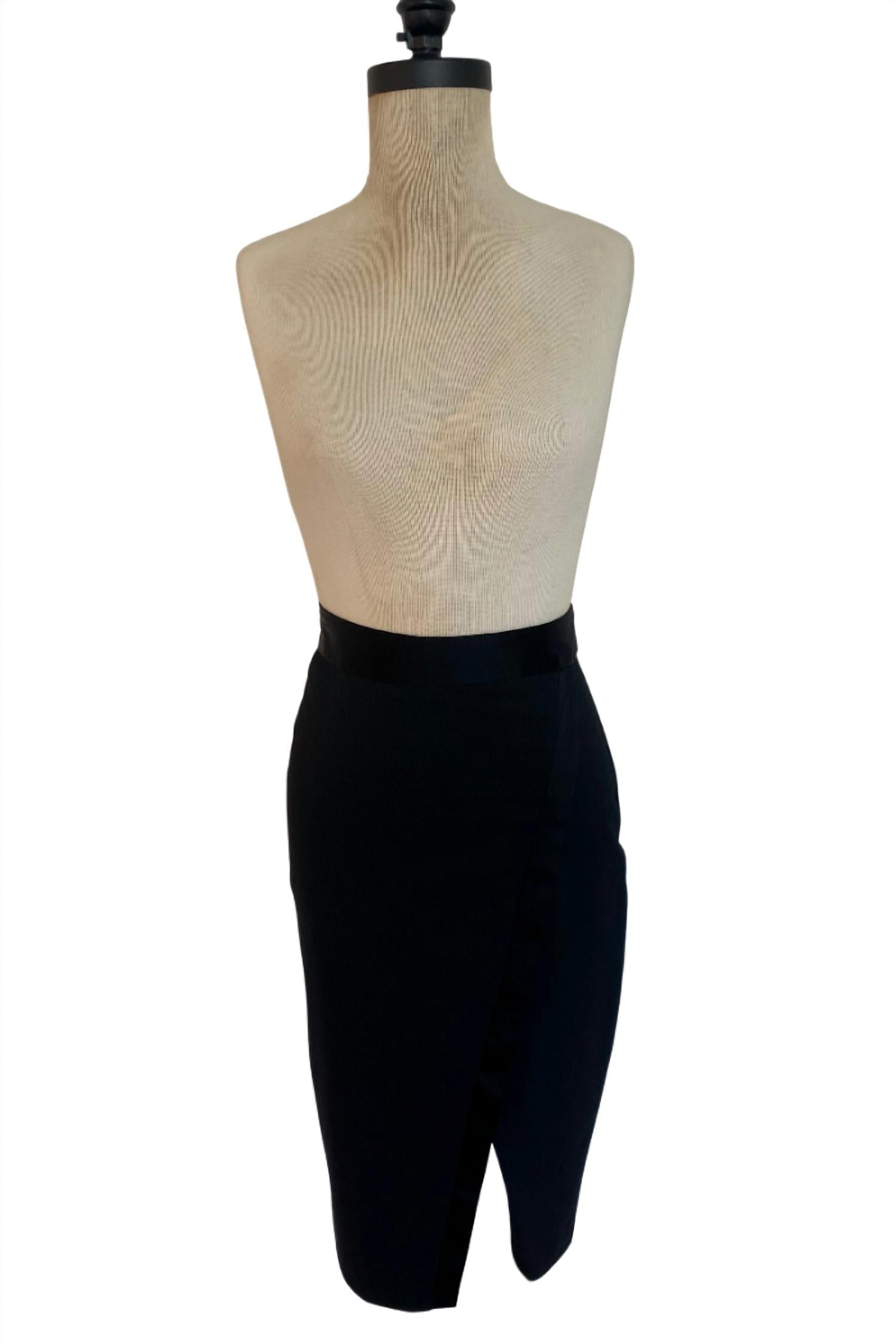 TUXEDO SKIRT