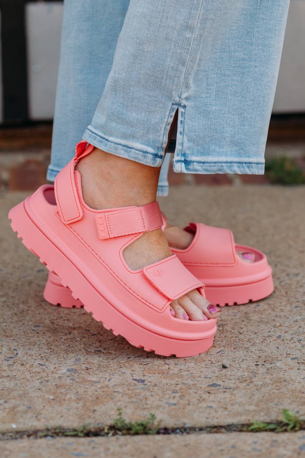 Ugg - Women's Goldenglow Sandals