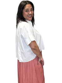 Easel - Cropped Crisp Button Down Shirt