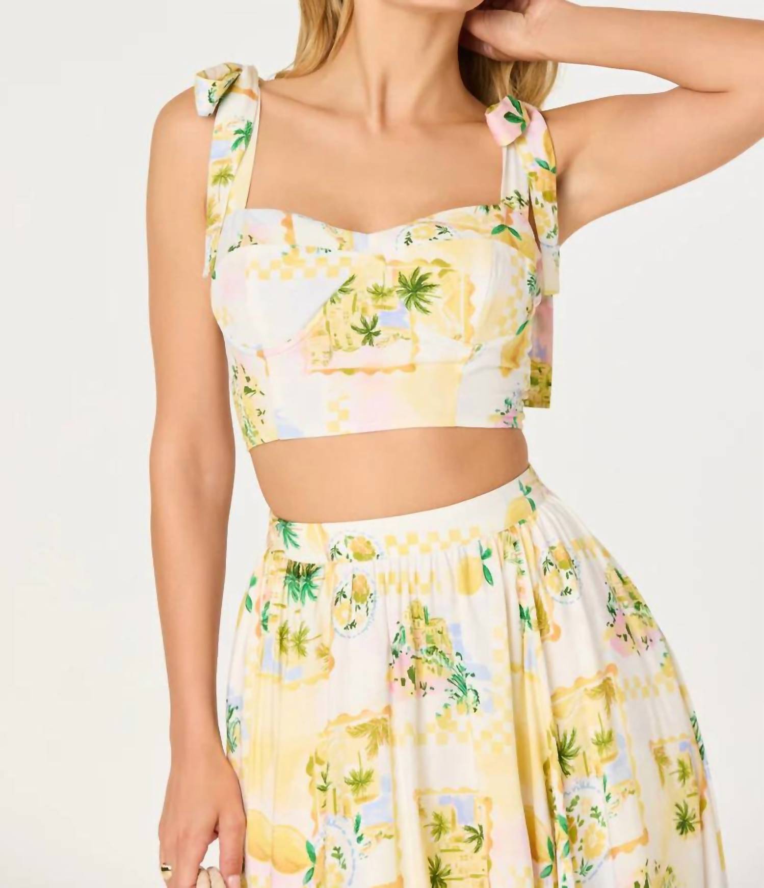 Astr - Kaleigh Sleeveless Top