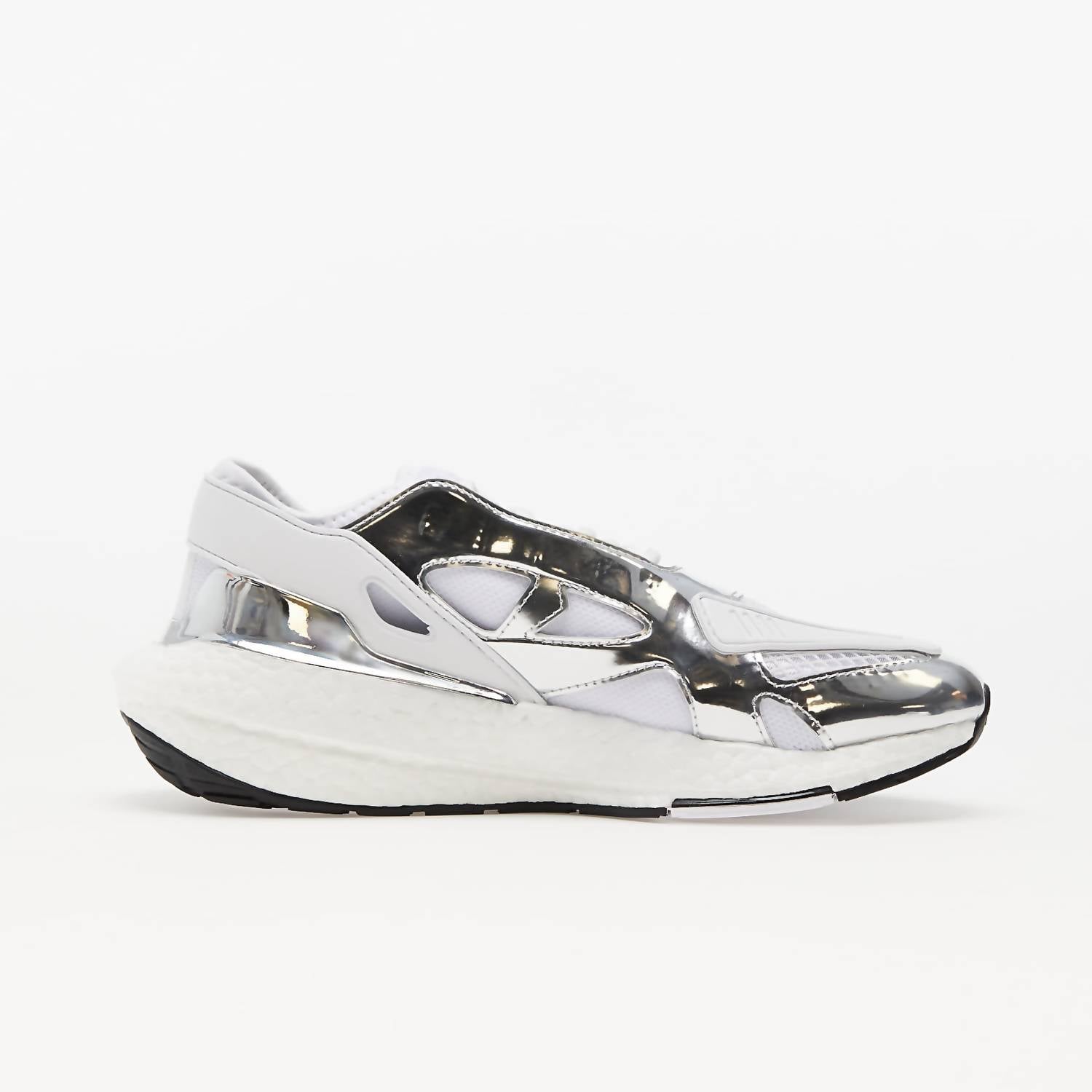 Adidas - Women's Ultraboost 22 Sneaker