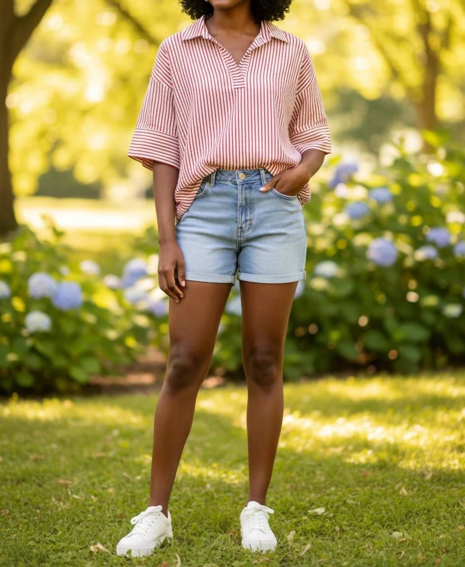She + Sky - Women's Short Sleeve Oversized Striped Top