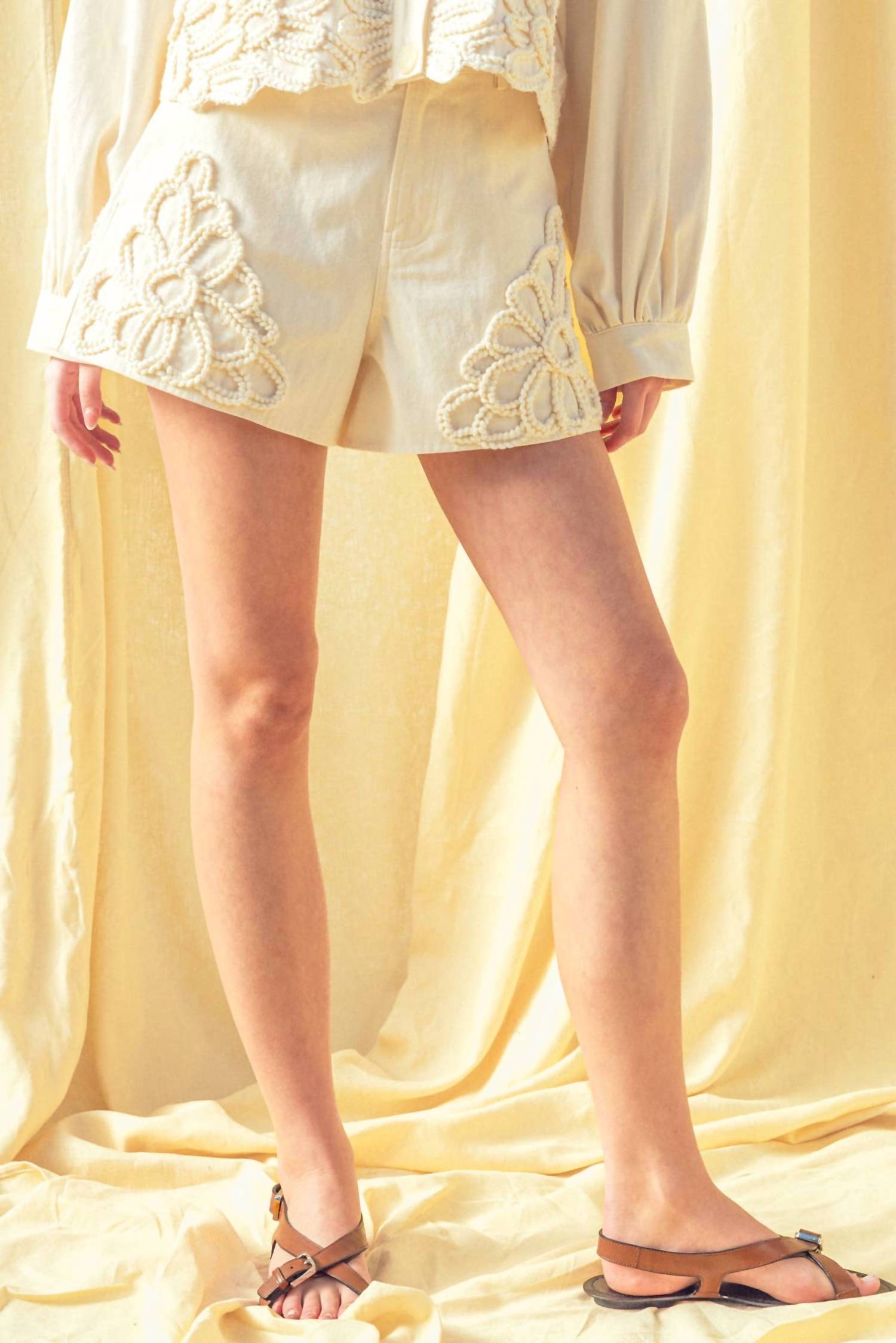 Miou Muse - Floral Embellishment Detail Shorts