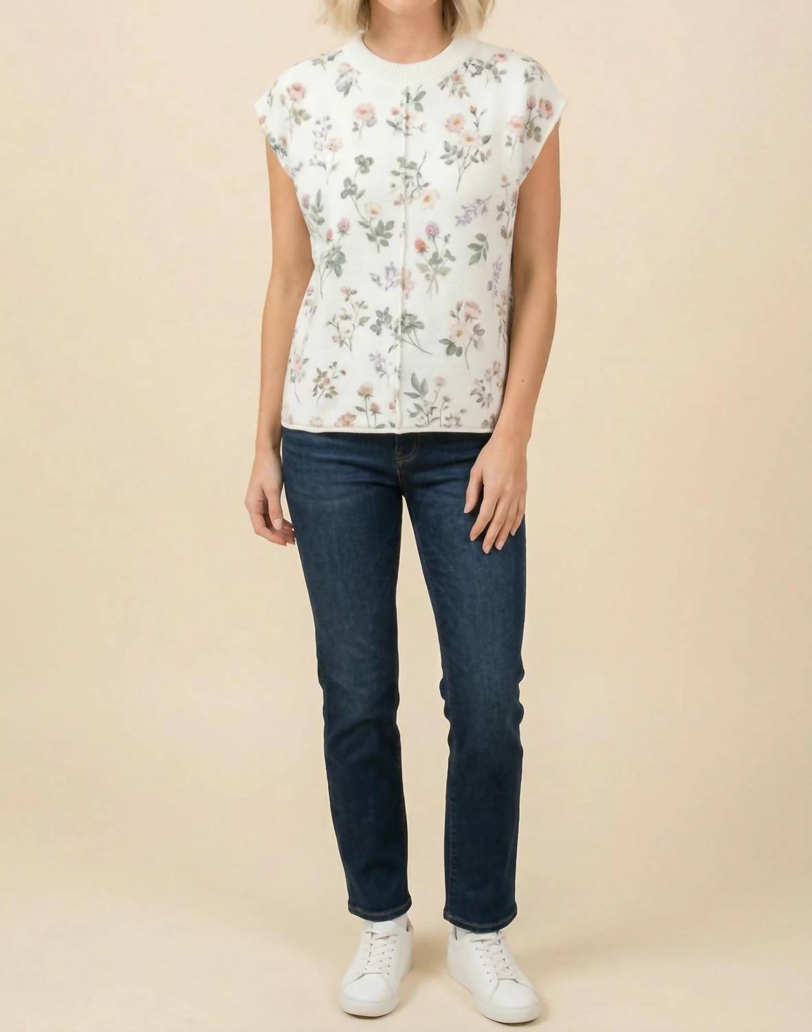 Bombom - Sleeveless Knit Top