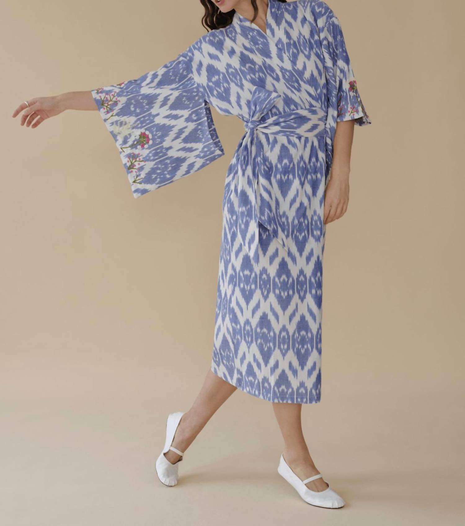 Guadalupe Design - Anisa V-neck Kimono