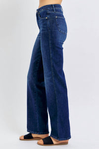 Judy Blue - Tummy Control Classic Straight Jeans