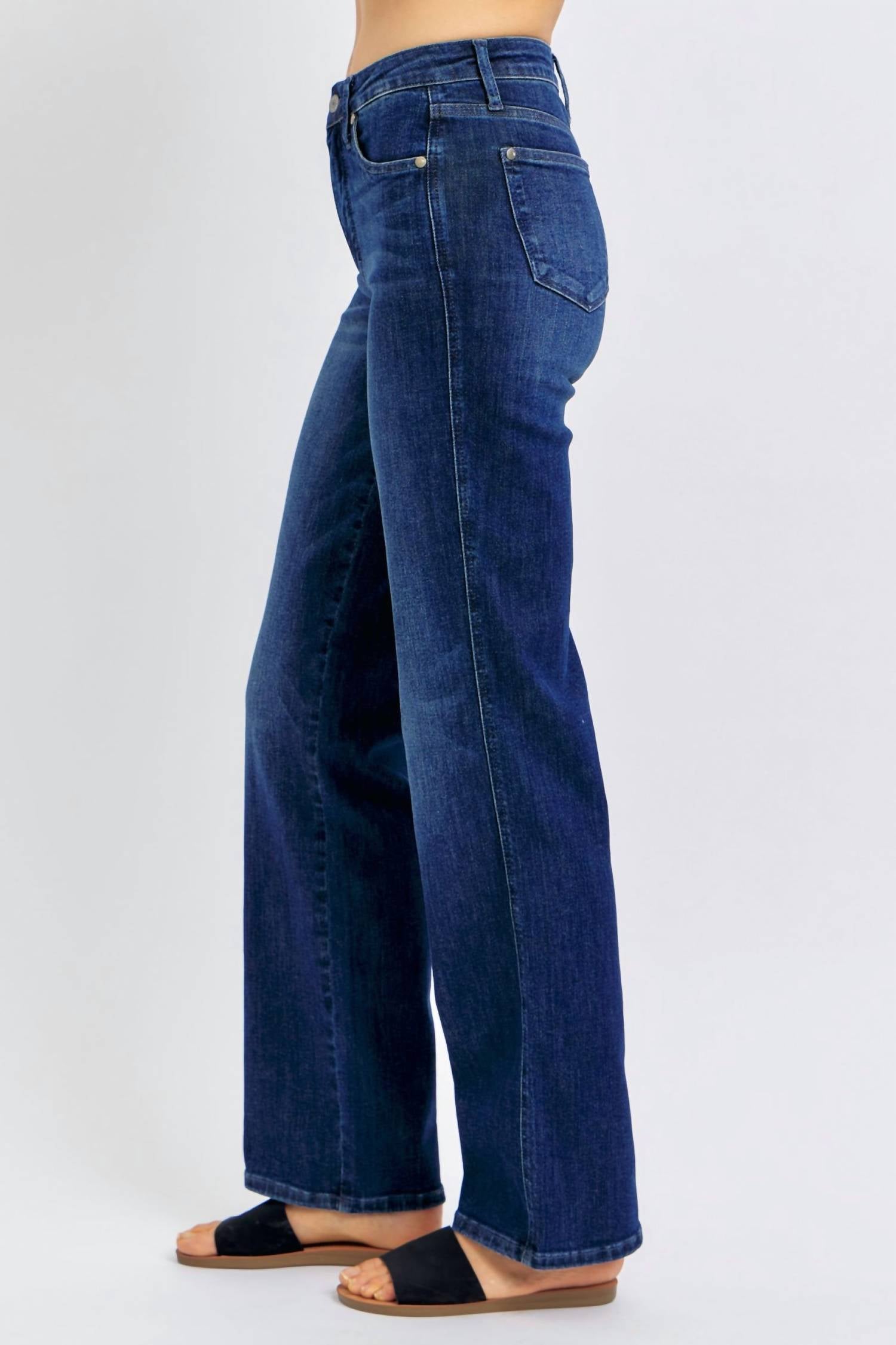Judy Blue - Tummy Control Classic Straight Jeans