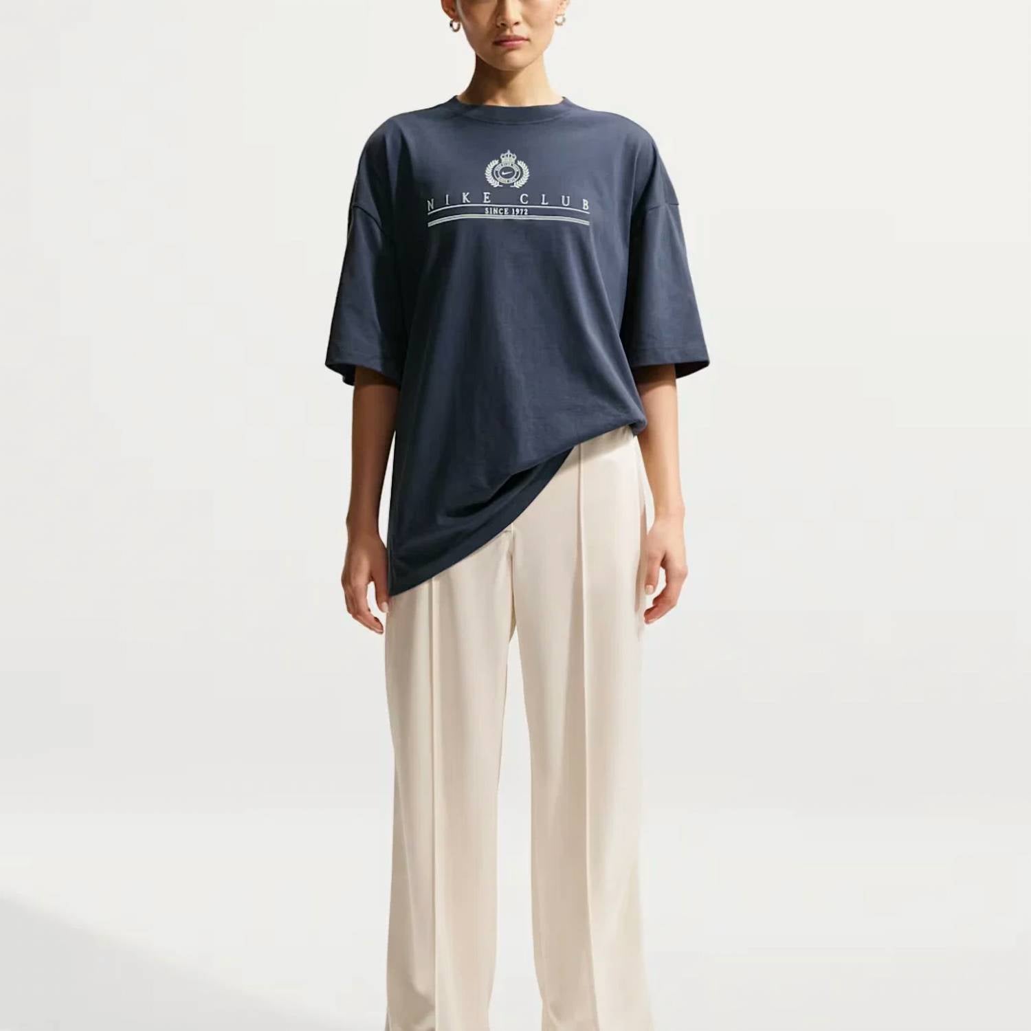 Nike - Club Crewneck Tee