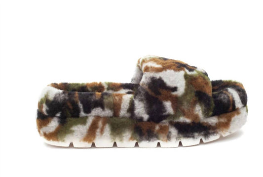 Bryce Shearling Slippers