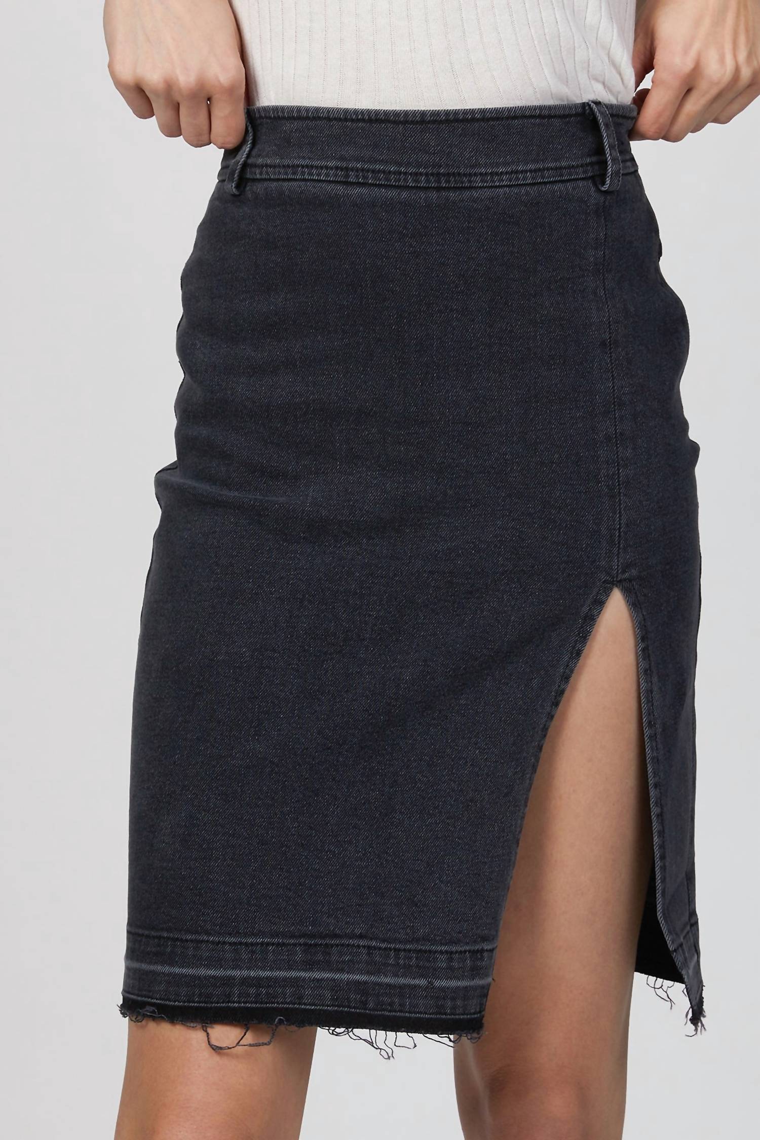 STRETCH DENIM SLIT SKIRT