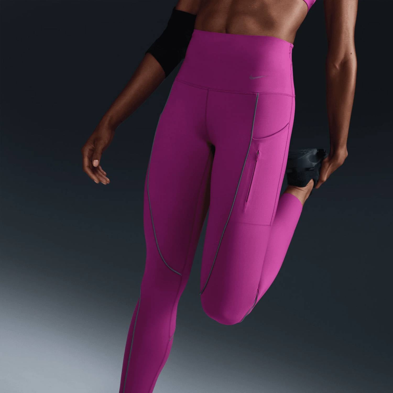 Nike - High Waist Pocket Tight