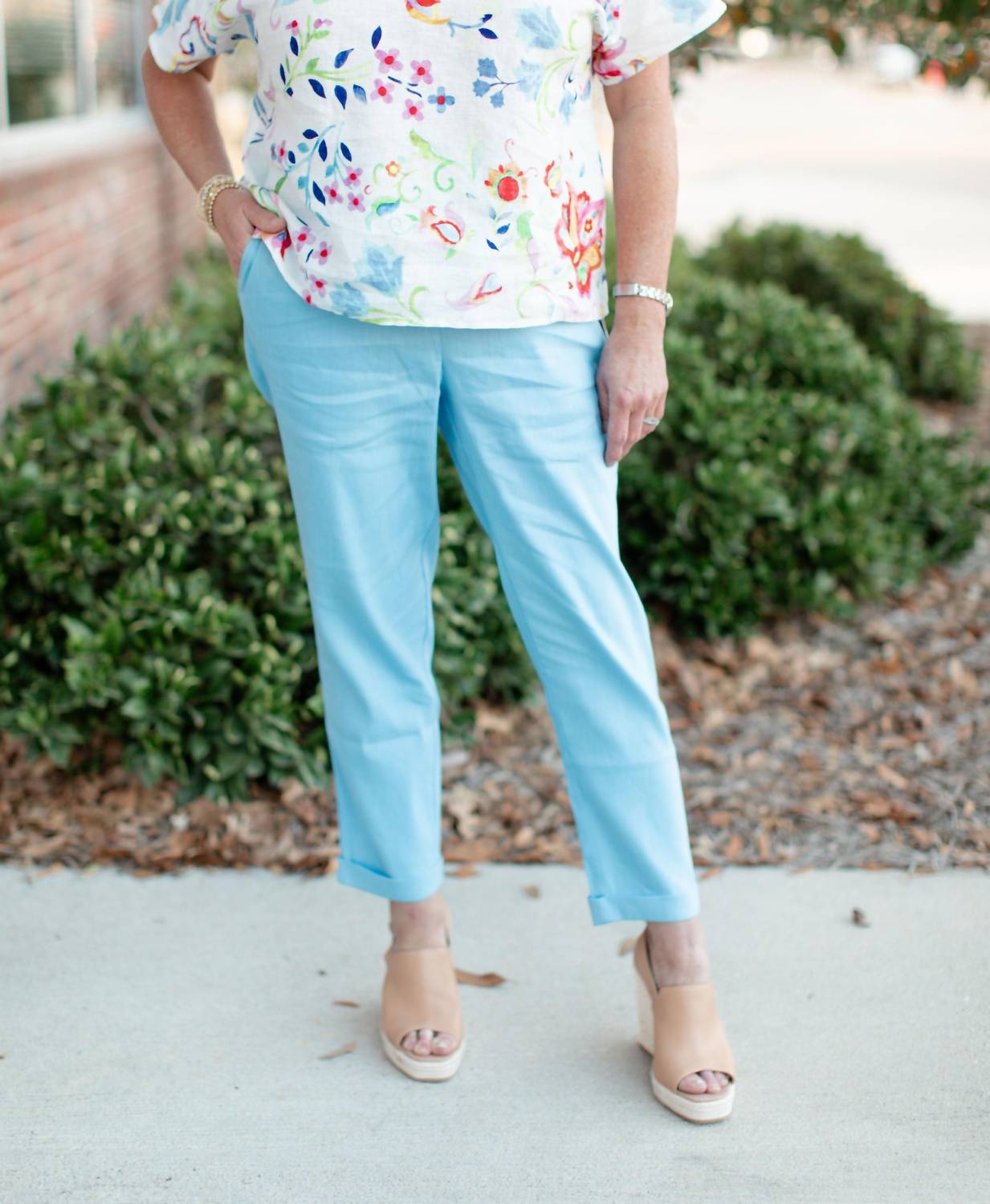 Charlie B - Women's Linen Cuffed Pants