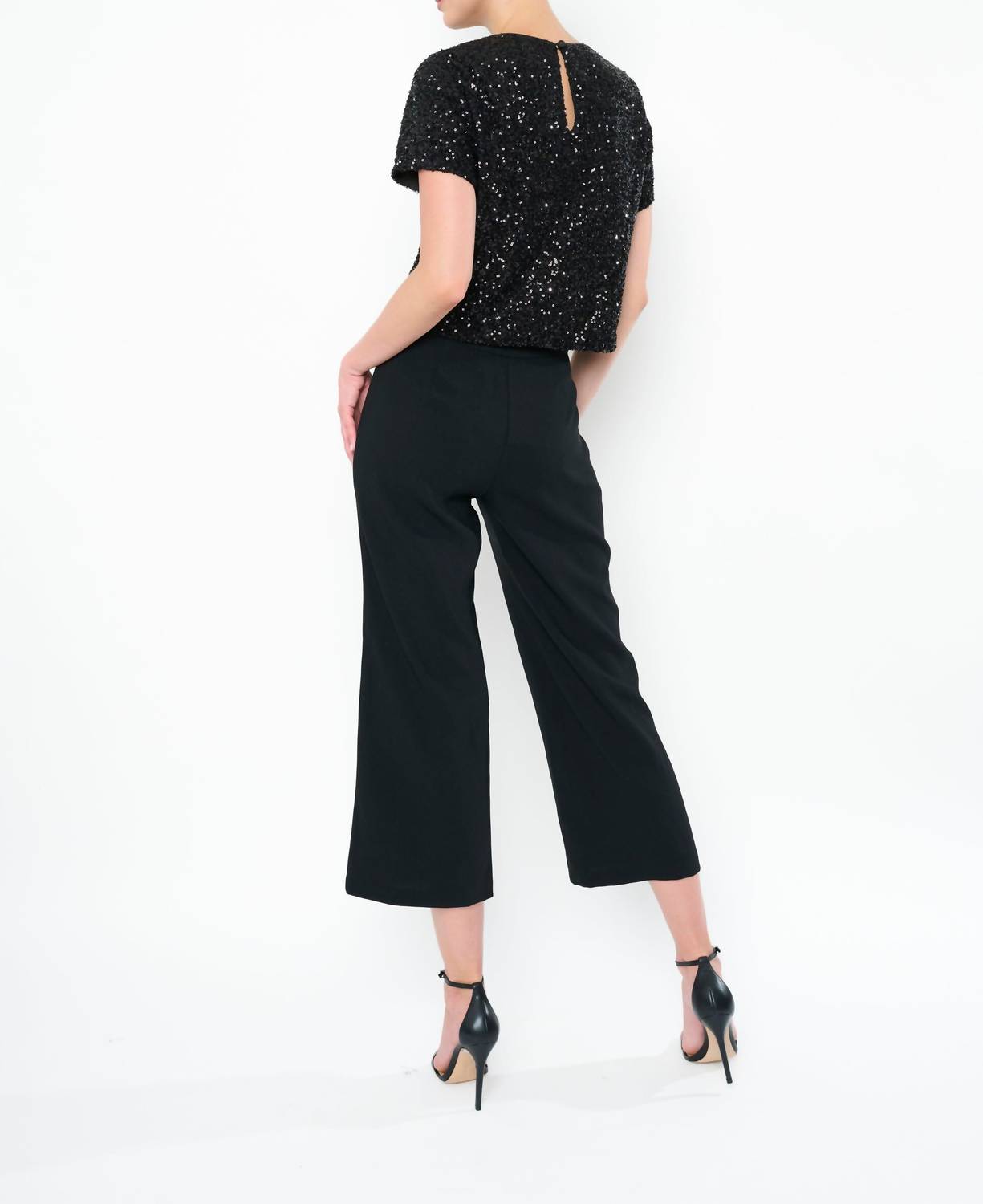 Flora Bea - Timmy Top
