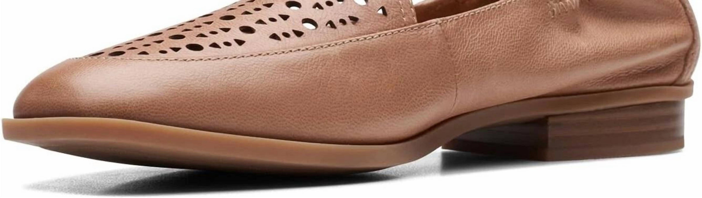 Clarks - Women's Sarafyna Sky Loafer