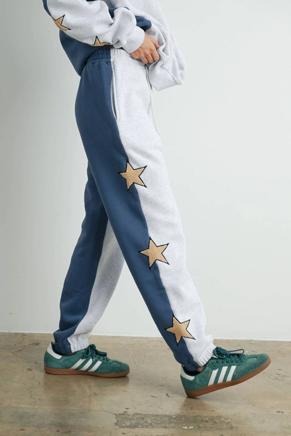 Buttermelon - Color Block Sweatpants With Star Detail