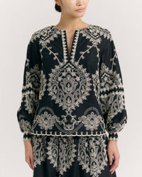 Cartolina Nantucket - Ynez Y-neck Top