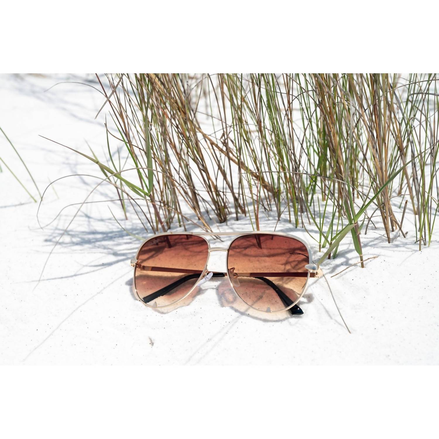 Julia Rose Women's Alex Aviator Sunglasses in gold caramel tea - women's accessory - detail view