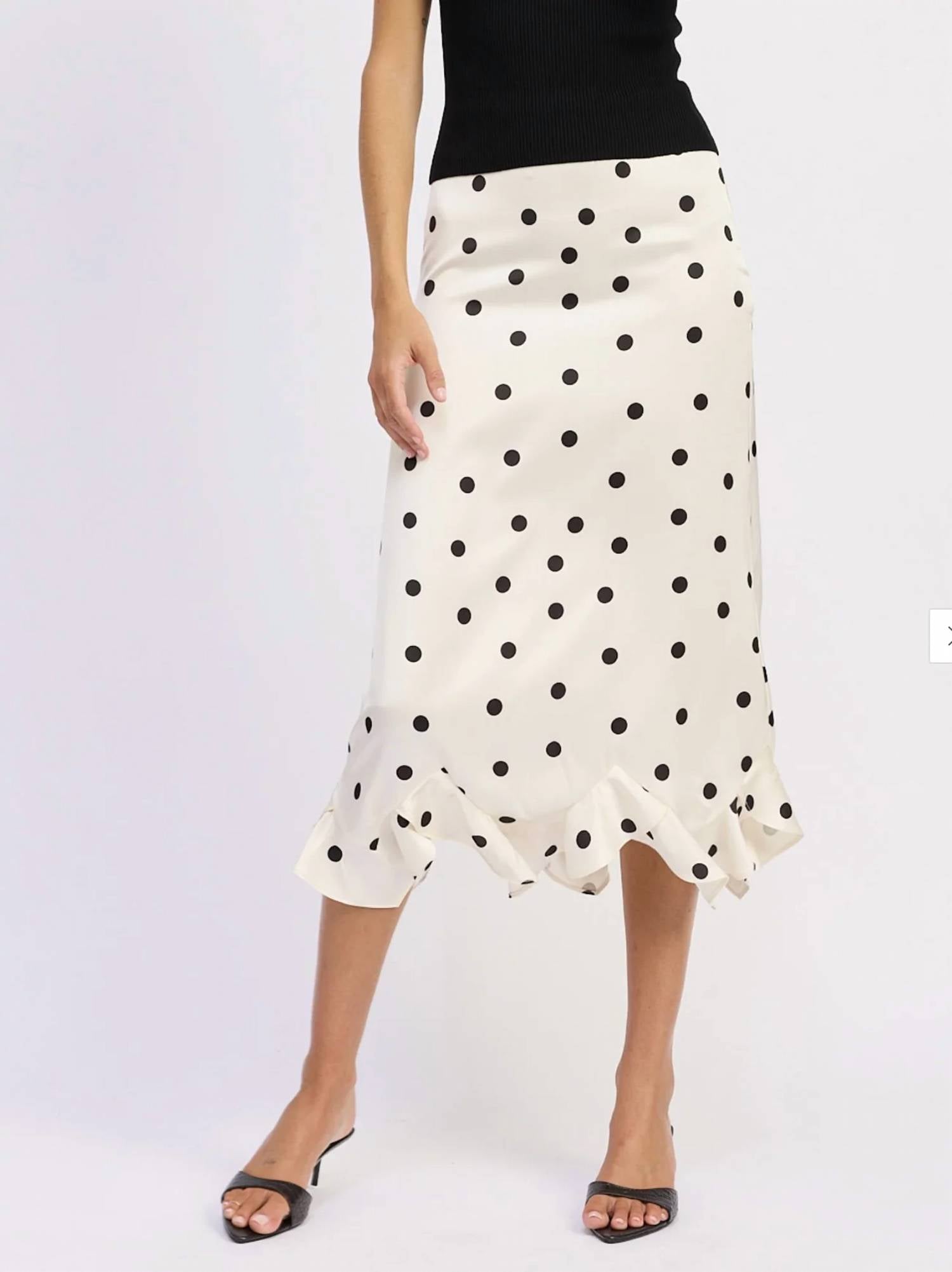 En Saison - Women's Satin Angle Ruffle Hem Maxi Skirt