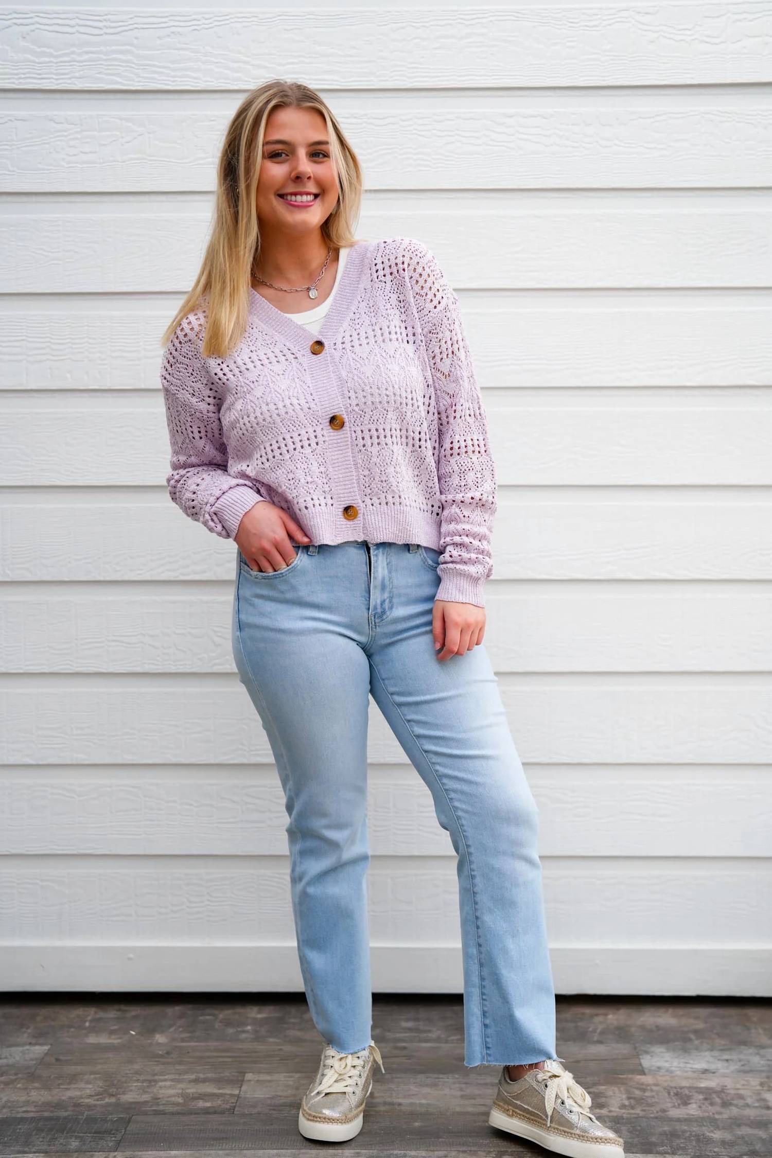 Doe And Rae - Pointelle Knitted V-neck Crop Cardigan