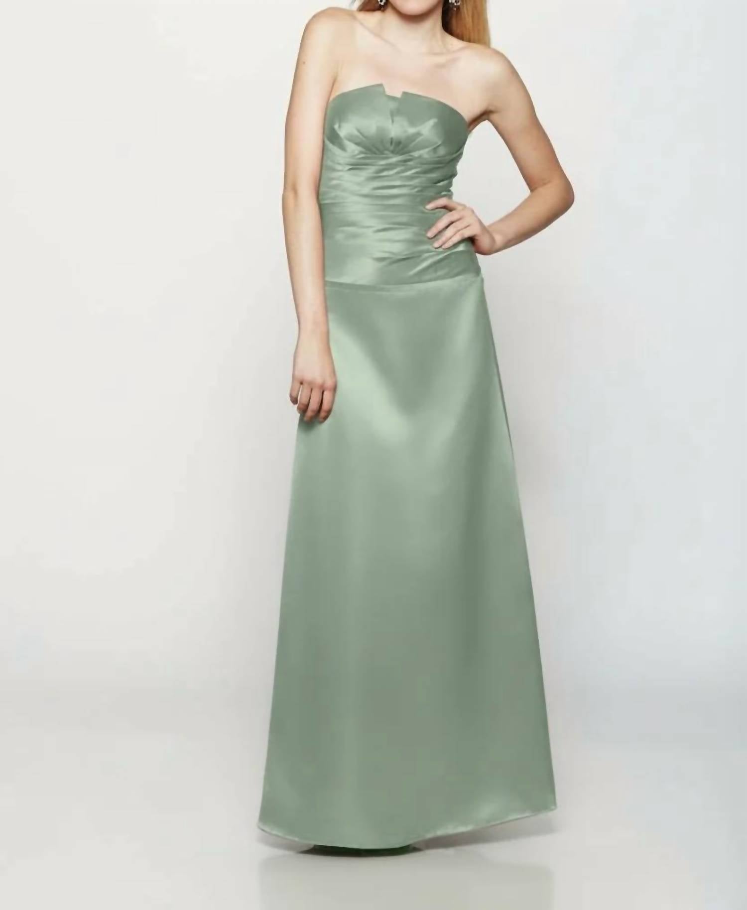 Last Dress - Timeless Grace Gown