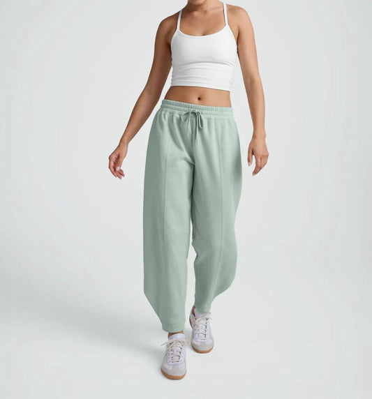 Beyond Yoga - Luxe Fleece Barrel Sweatpants